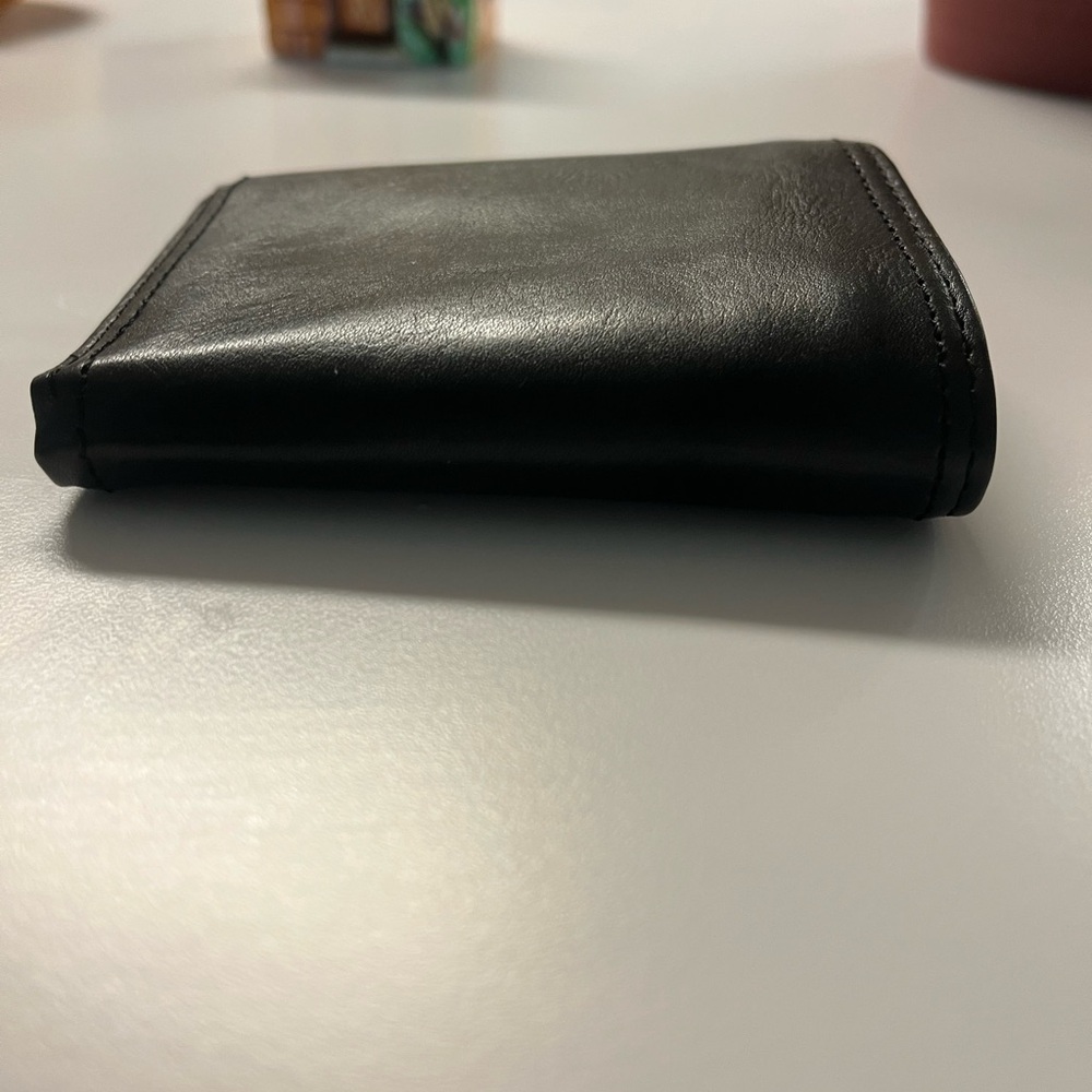 Dockers Black Trifold Leather Wallet - Picture 7 of 7